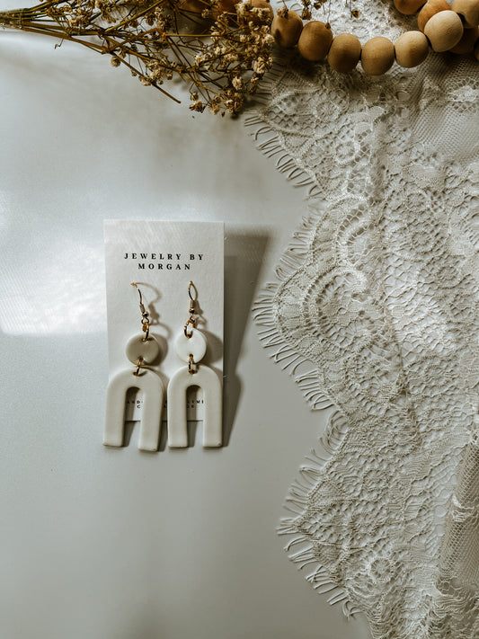 Arch White Dangles